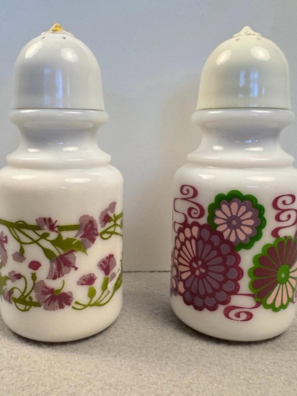 Set of 4 Avon White Floral Salt and Pepper Shakers with Pink and Green Accents